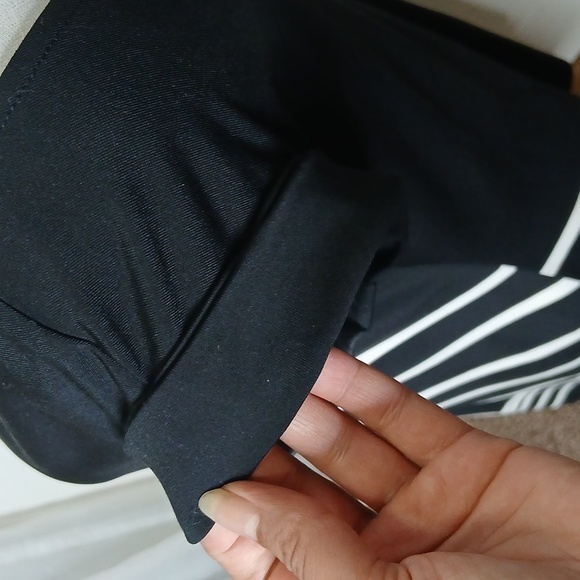 BCBG Maxazria black & white abstract midi dress size Small - Picture 9 of 15